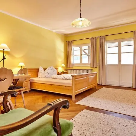 Olympiahaus Pensionat 3*